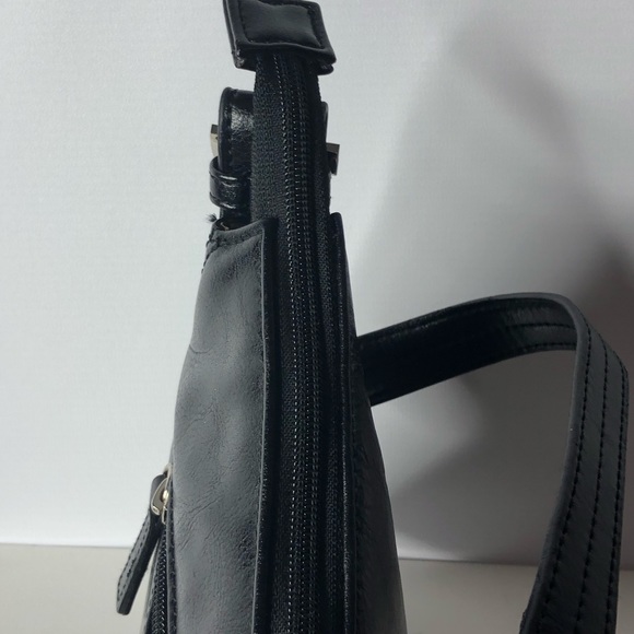 Tuscan’s Collectin Brand New Shoulder Purse!! - Picture 6 of 15